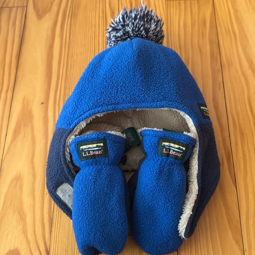 L.L. Bean Toddlers' Mountain Classic Fleece Hat & Mitten Set